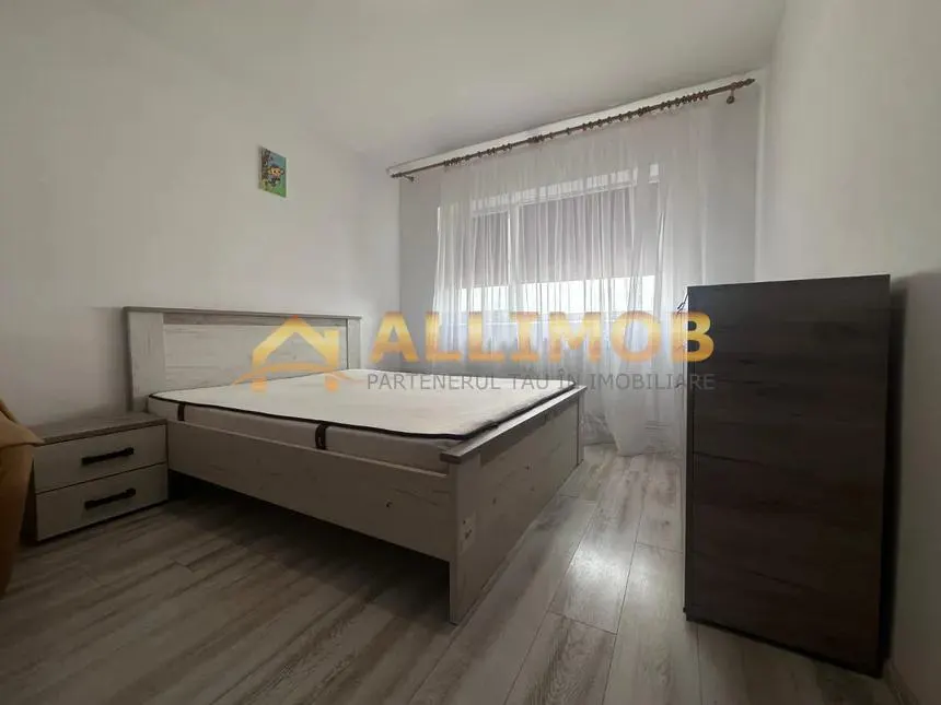 Apartament 2 camere in Targoviste , zona Micro IV - foto 3