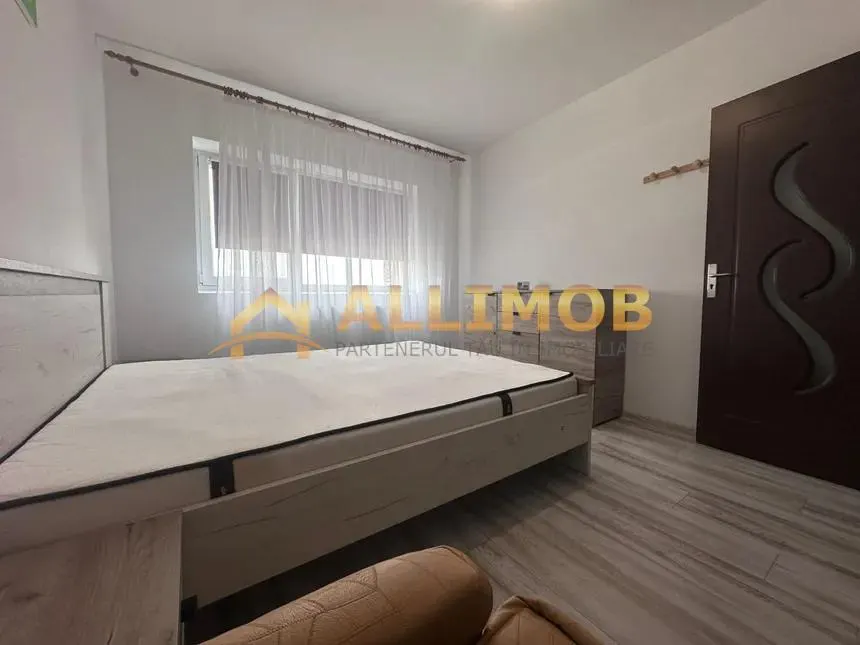 Apartament 2 camere in Targoviste , zona Micro IV - foto 4