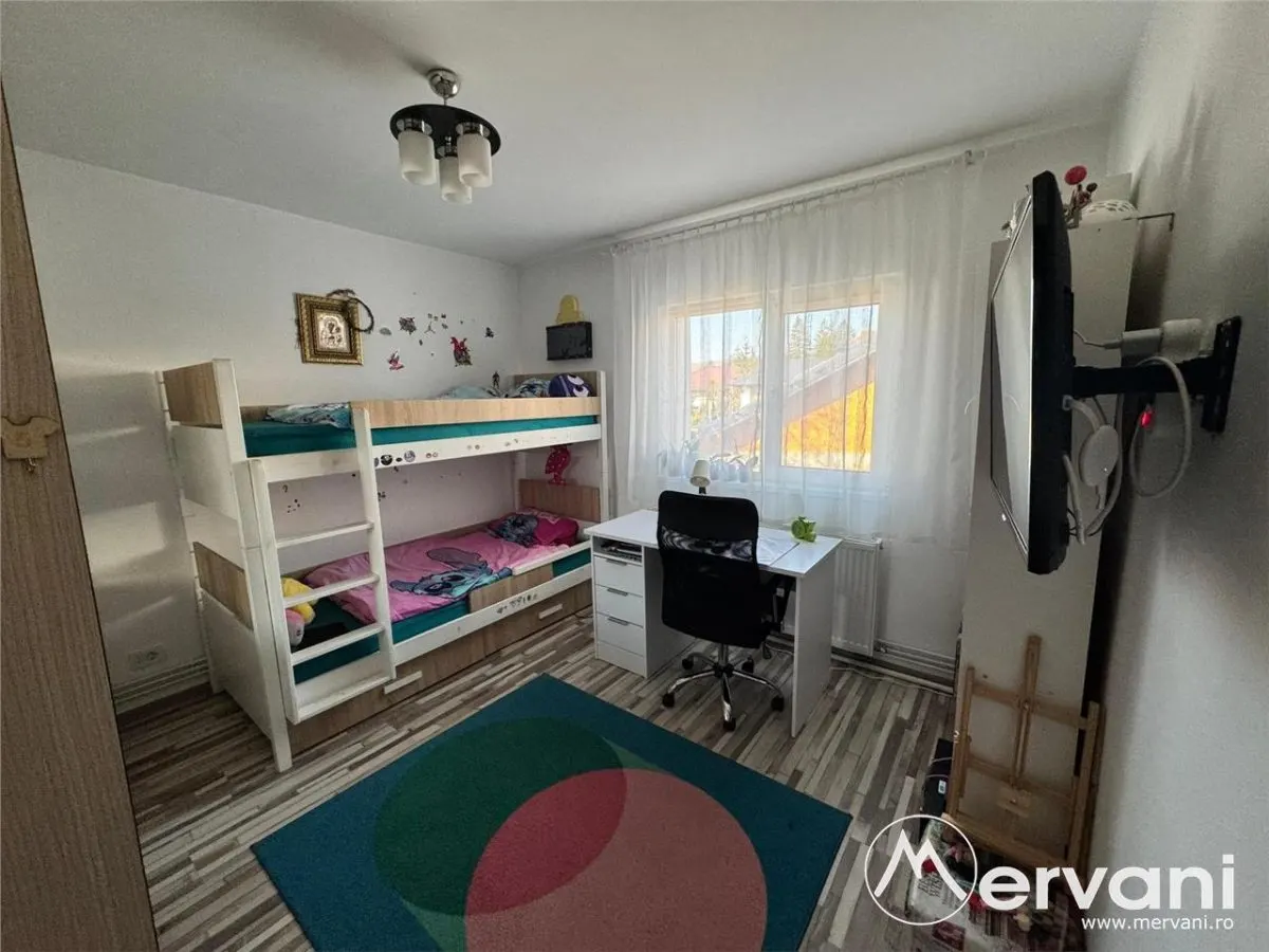 Apartament de vanzare in Campina, zona centrala - foto 6