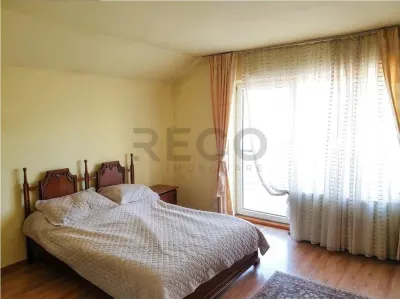 RECO Casa cu 5 camere P+M in Iosia - foto 17