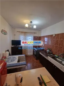 VANZARE APARTAMENT 3 CAMERE RAHOVA - foto 2