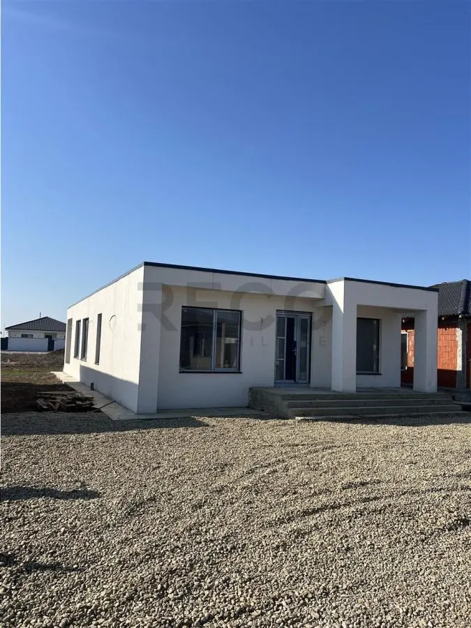 RECO Vila în stil mediteranean cu 4 CAMERE SANTANDREI - foto 6