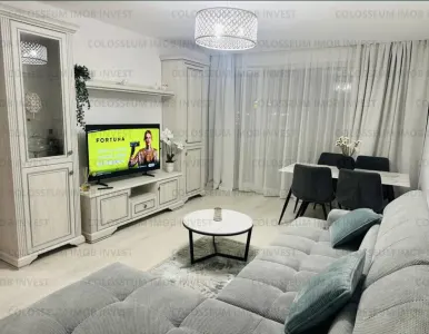 Apartament 2 camere, decomandat - zona Tractorul - foto 1