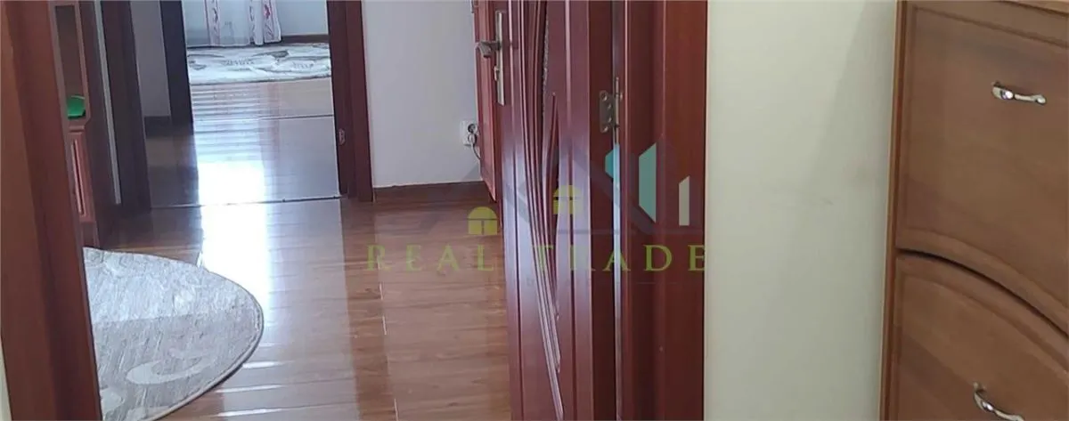 Apartament 2 camere etajul 2 zona Astra - foto 2
