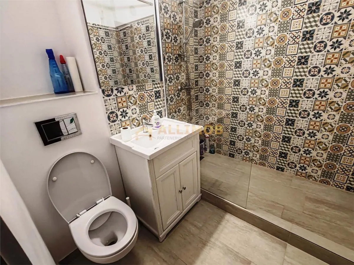 Apartament 3 camere in Ploiesti, zona ultracentrala - foto 14