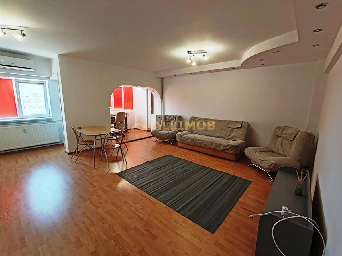 Apartament 3 camere in Ploiesti, zona ultracentrala - foto 7