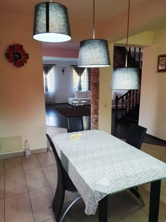 Vila 4 camere in Bucov - foto 3