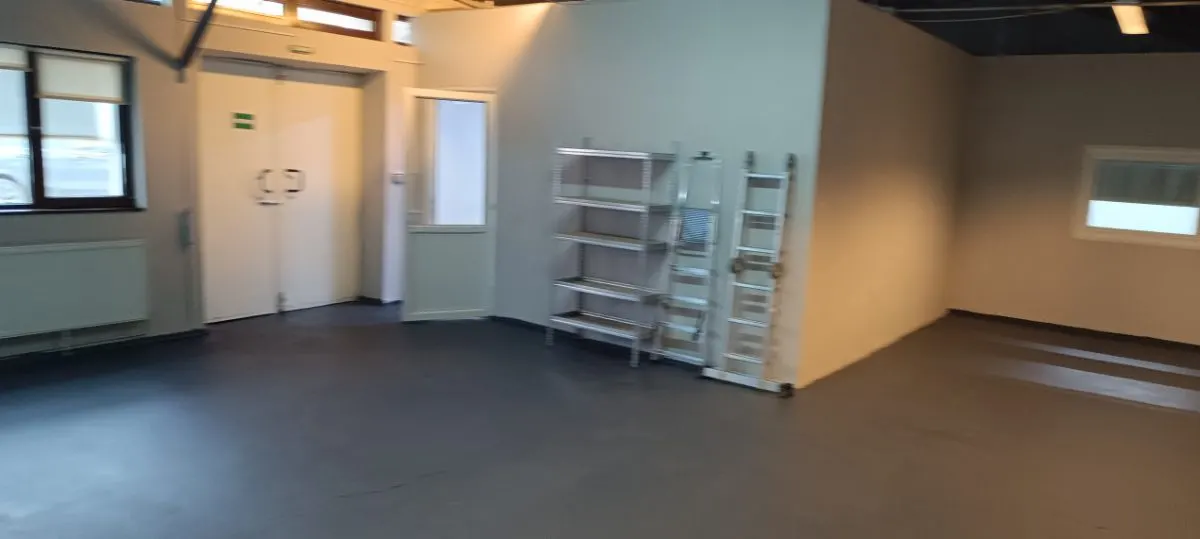 Spatiu depozitare/productie  in Ploiesti, zona Xenia - foto 3