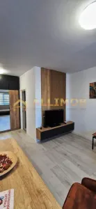 Garsoniera noua, zona Vest - foto 2