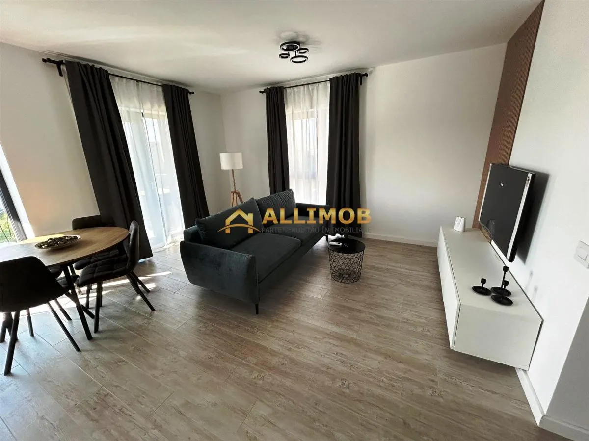 Apartament 3 camere zona Piata Presei - foto 3