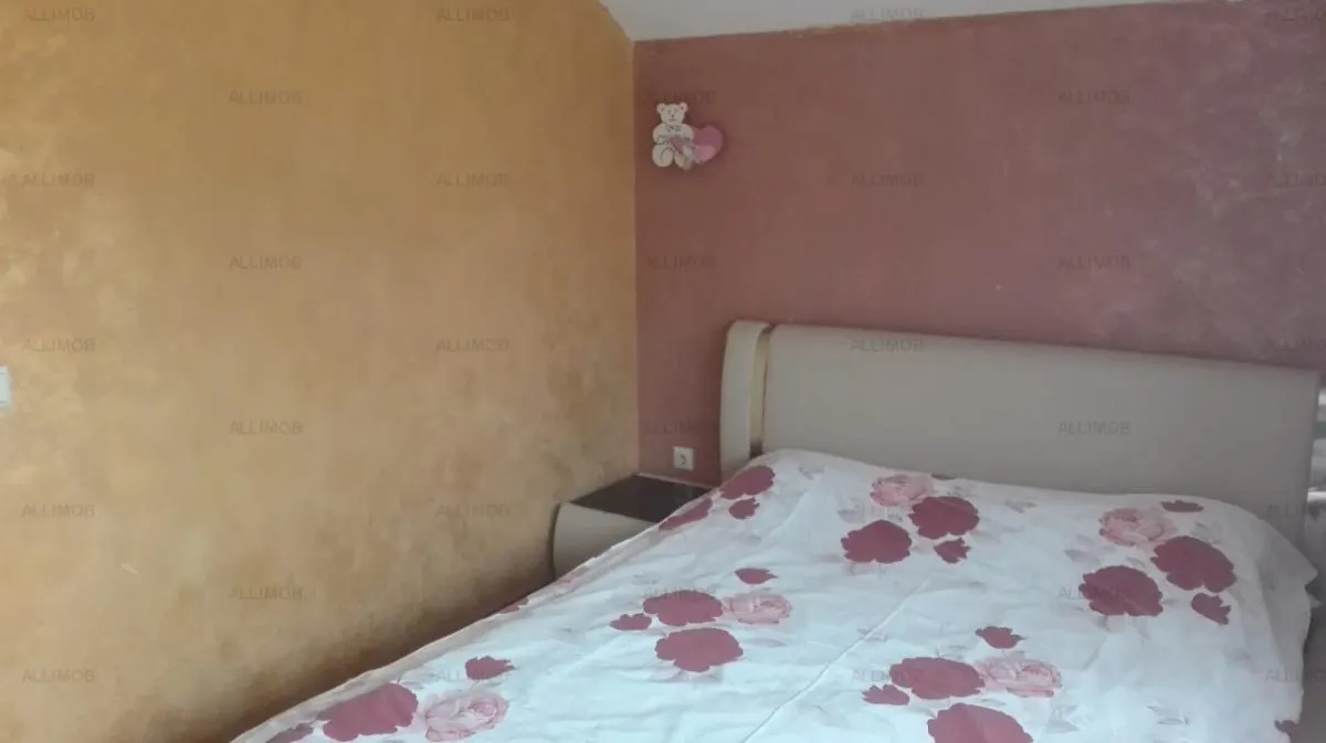 Vila 4 camere  in Bucov - foto 7