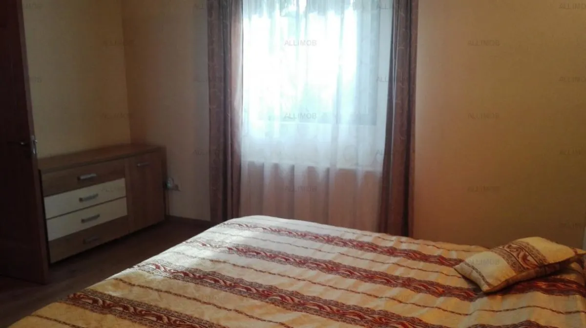 Vila 4 camere  in Bucov - foto 10