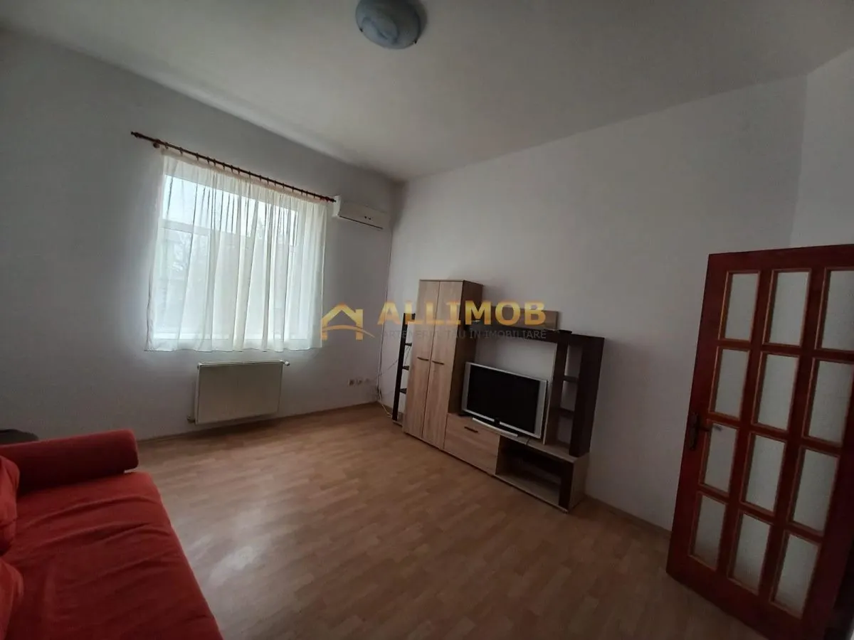 Apartament 3 camere  in Ploiesti, zona centrala - foto 1