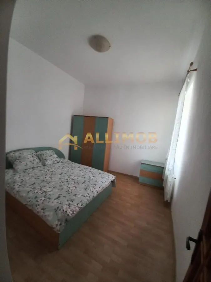 Apartament 3 camere  in Ploiesti, zona centrala - foto 3