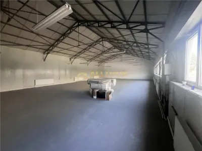 Hala de inchiriat â€“ 400 mÂ², zona Bariera Bucuresti, Ploiesti - foto 4