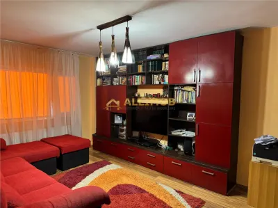 Inchiriere apartament 4 camere, cu centrala termica in Ploiesti, Zona 9 Mai - foto 3