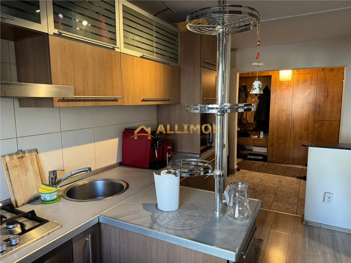 Inchiriere apartament 4 camere, cu centrala termica in Ploiesti, Zona 9 Mai - foto 10