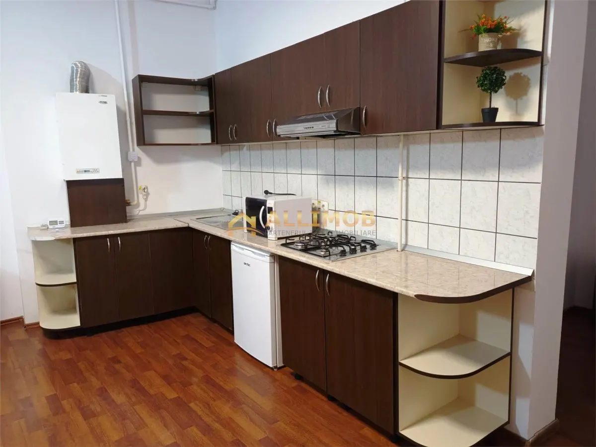 Apartament 2 camere in Ploiesti, zona ultracentrala - foto 9
