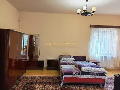 Apartament 4 camere ultracentral, Ploiesti, parter in vila - foto 4