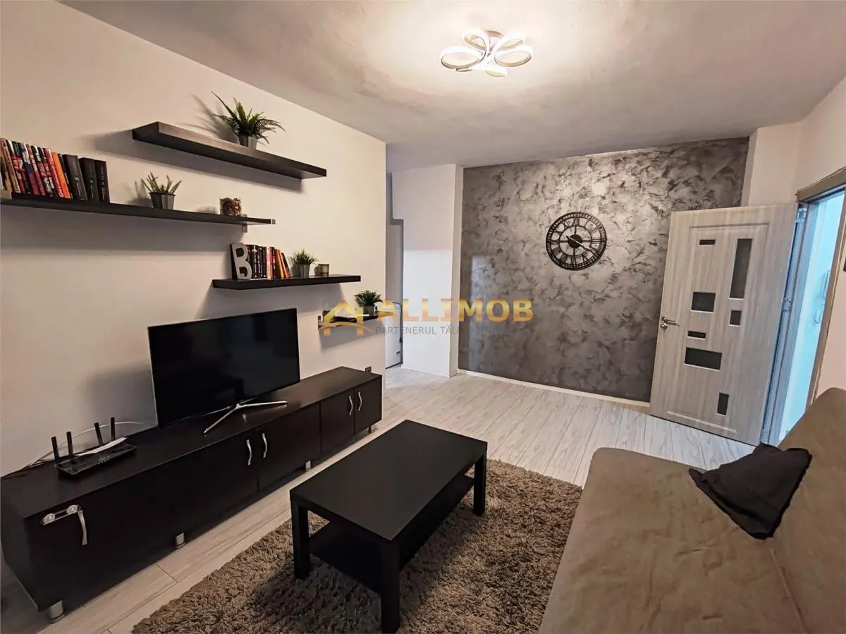 Apartament 2 camere in Ploiesti, zona ultracentrala - foto 2