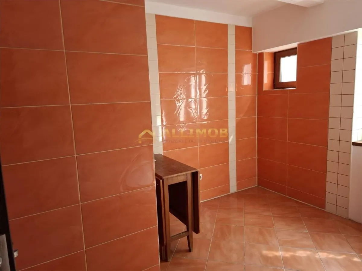 Inchiriere apartament 3 camere in Ploiesti,  zona 9 Mai - foto 7