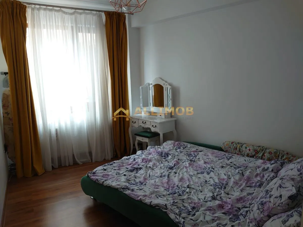 Apartament 3 camere in Ploiesti, zona ultracentrala - foto 9