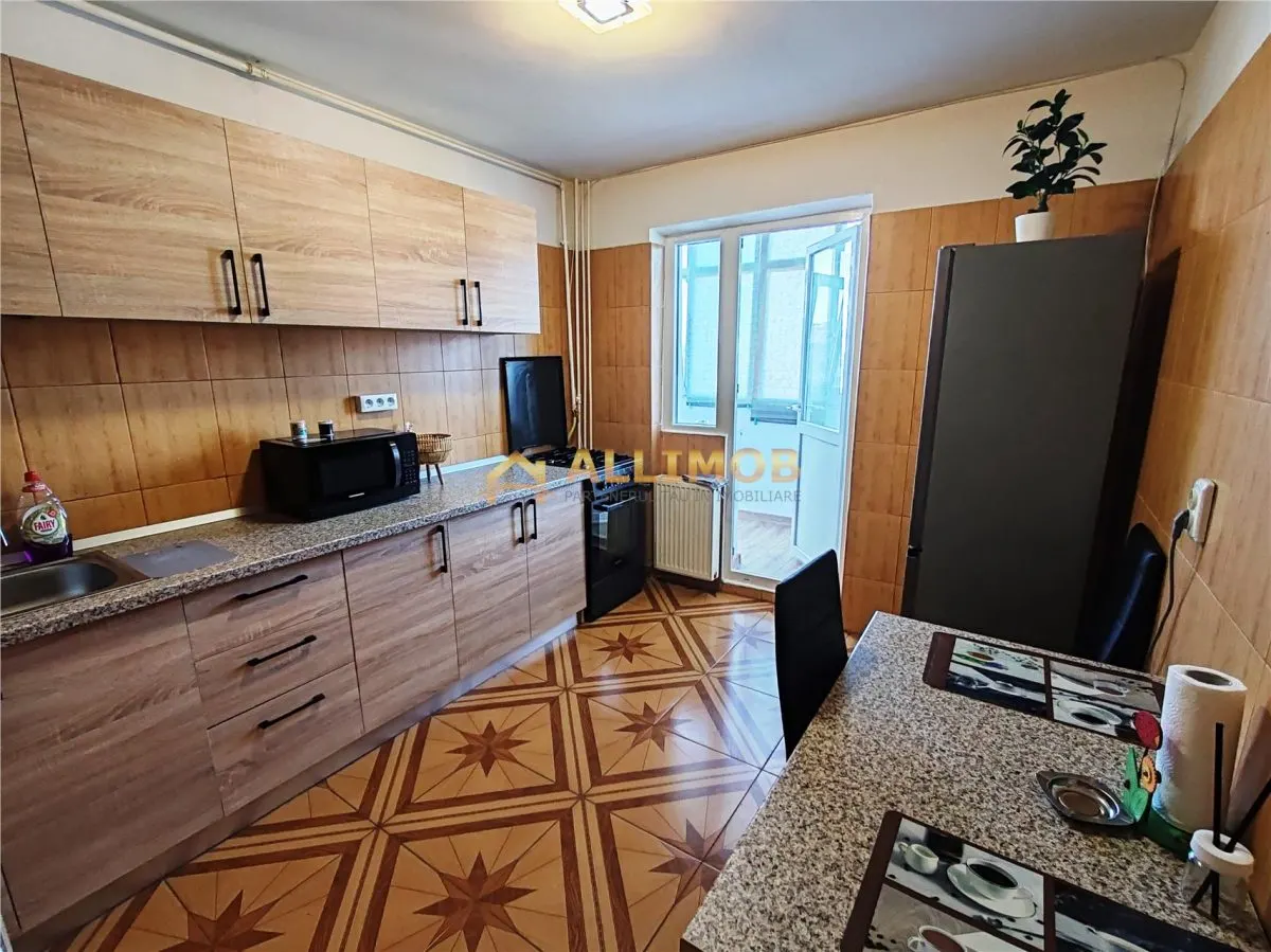 Apartament 2 camere în Ploiești, zona Republicii - foto 13