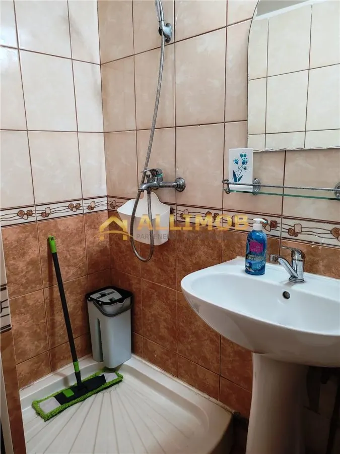 Garsoniera in Ploiesti, zona ultracentrala - foto 9