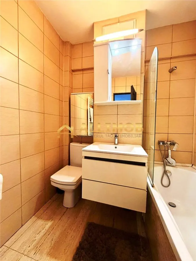Apartament 2 camere in Ploiesti, zona ultracentrala - foto 9