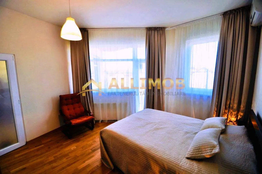 Vila 4 camere Mamaia Nord cu vedere la mare - foto 8