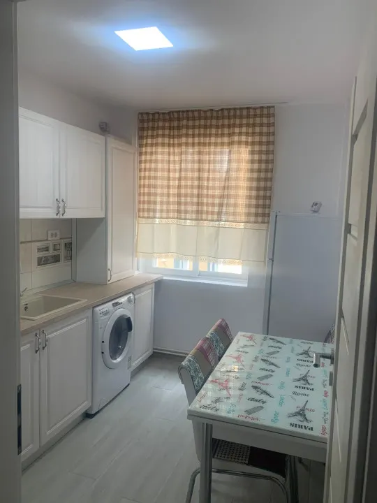 Apartament 2 camere in Ploiesti, zona ultracentrala - foto 10