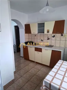 Garsoniera in Ploiesti, zona Cantacuzino - foto 4