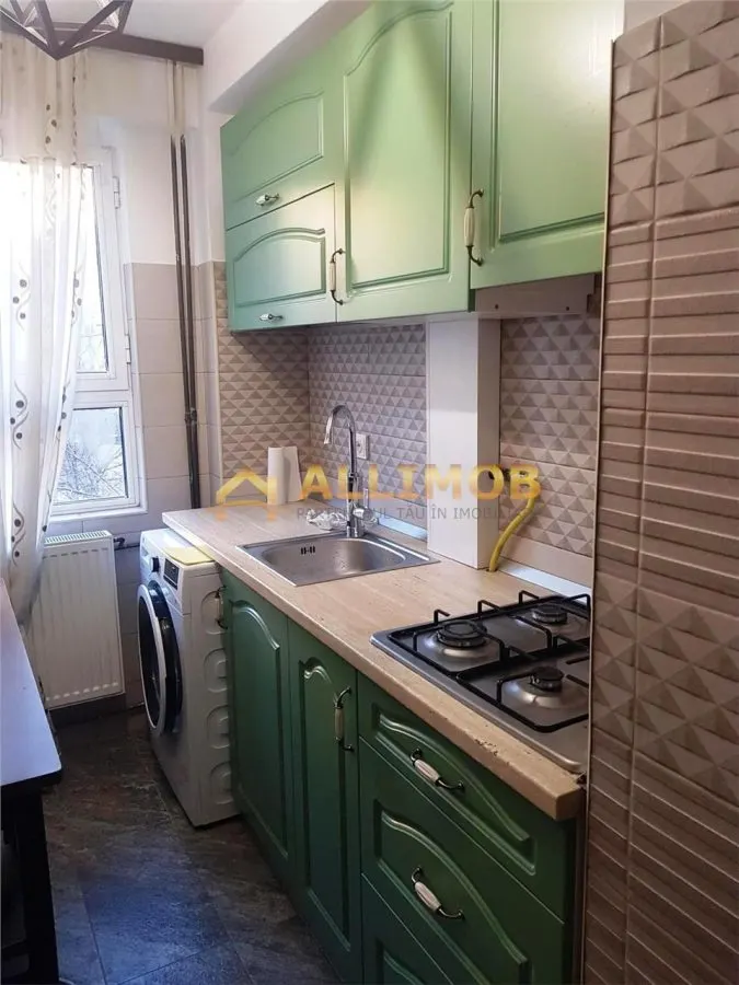 Garsoniera in Ploiesti, zona ultracentrala - foto 4