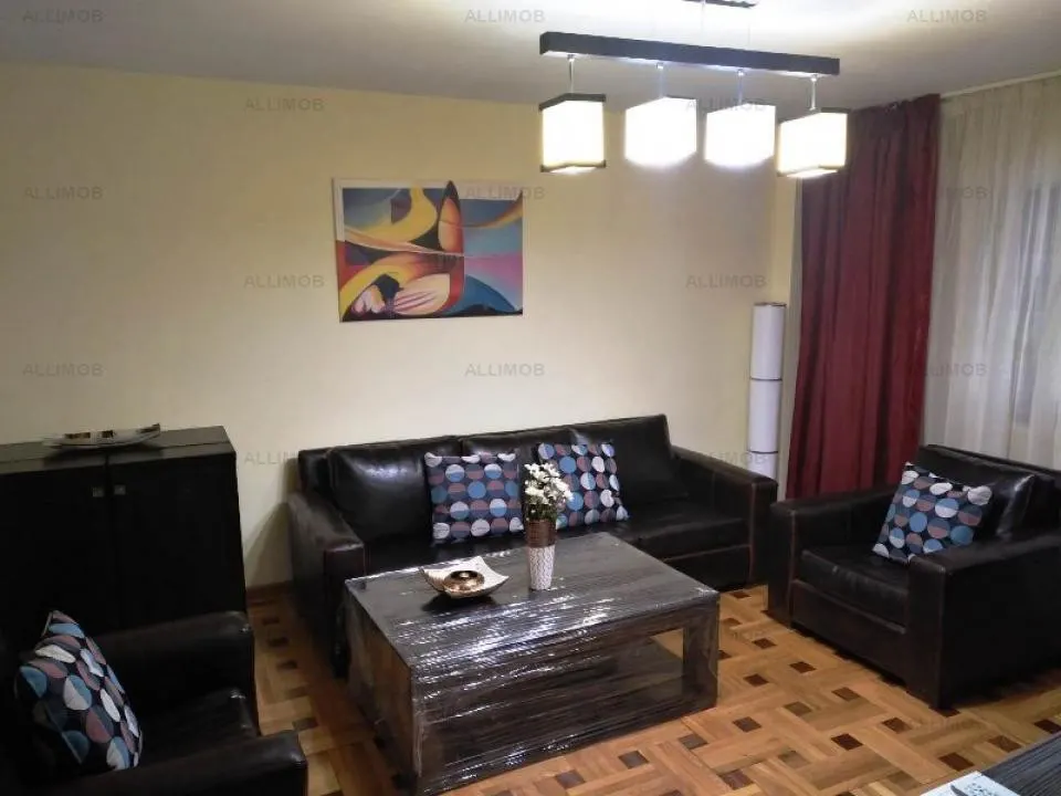 Apartament 3 camere in Ploiesti, zona ultracentrala - foto 3