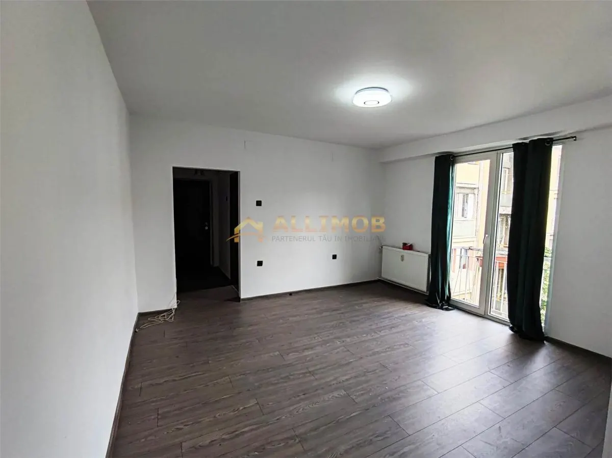 Apartament 2 camere in Ploiesti, zona ultracentrala, Piata Victoriei - foto 4