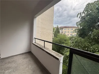 Apartament 3 camere de inchiriat - foto 3