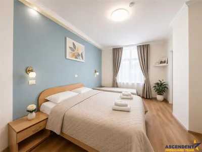 Resort cu perspectiva remarcabila, purtator profit, Centrul Istoric, Piata Unirii, Brasov - foto 11