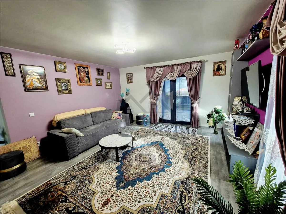 Casa individuala, utilata-mobilata cu garaj - foto 2