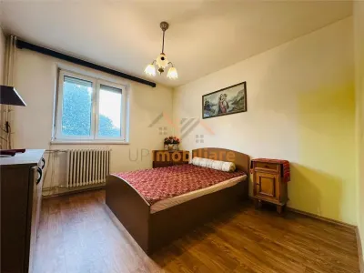 APARTAMENT 3 CAMERE, ETAJ 3, DECOMANDAT, ZONA ROGERIUS, STR TRANSILVANIEI - foto 5