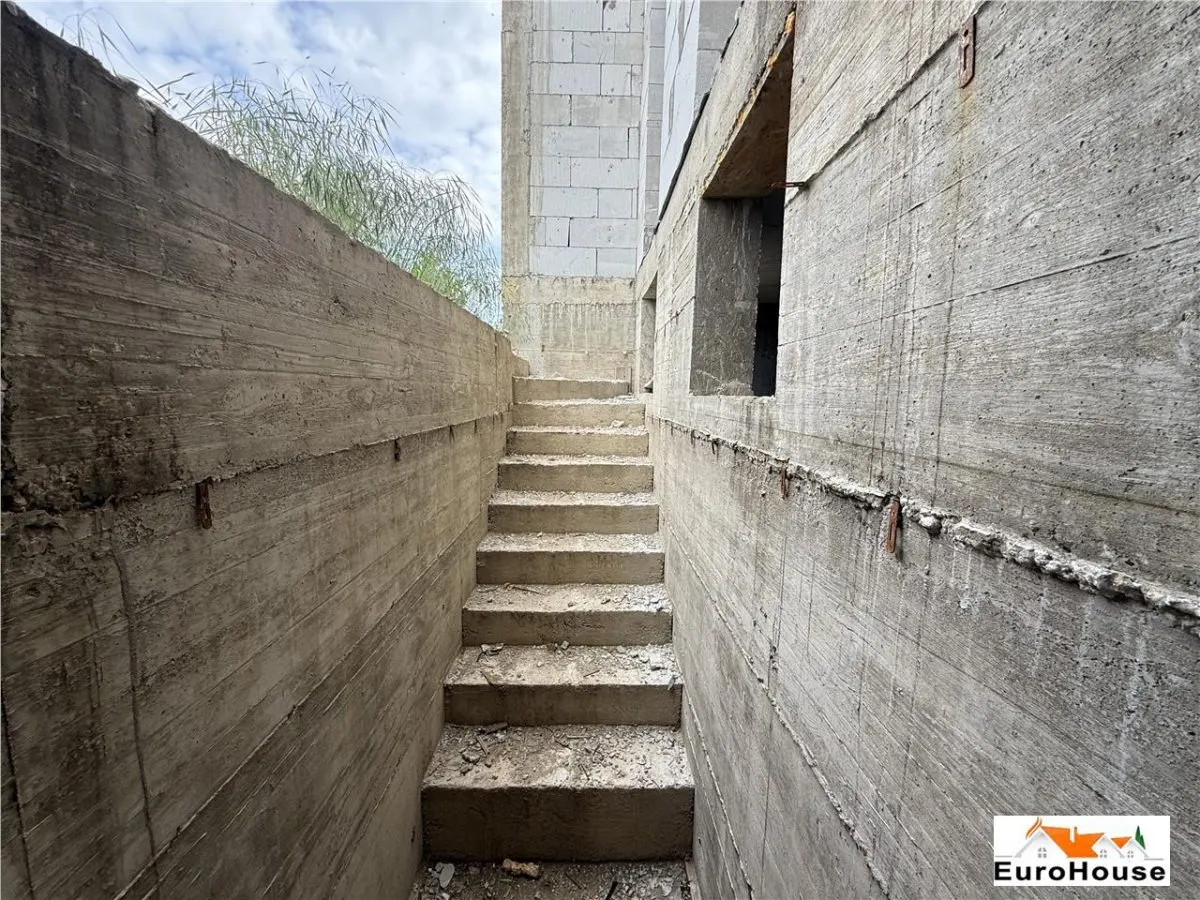 Casa De Vanzare In Alba Iulia , Zona Cetate - foto 25