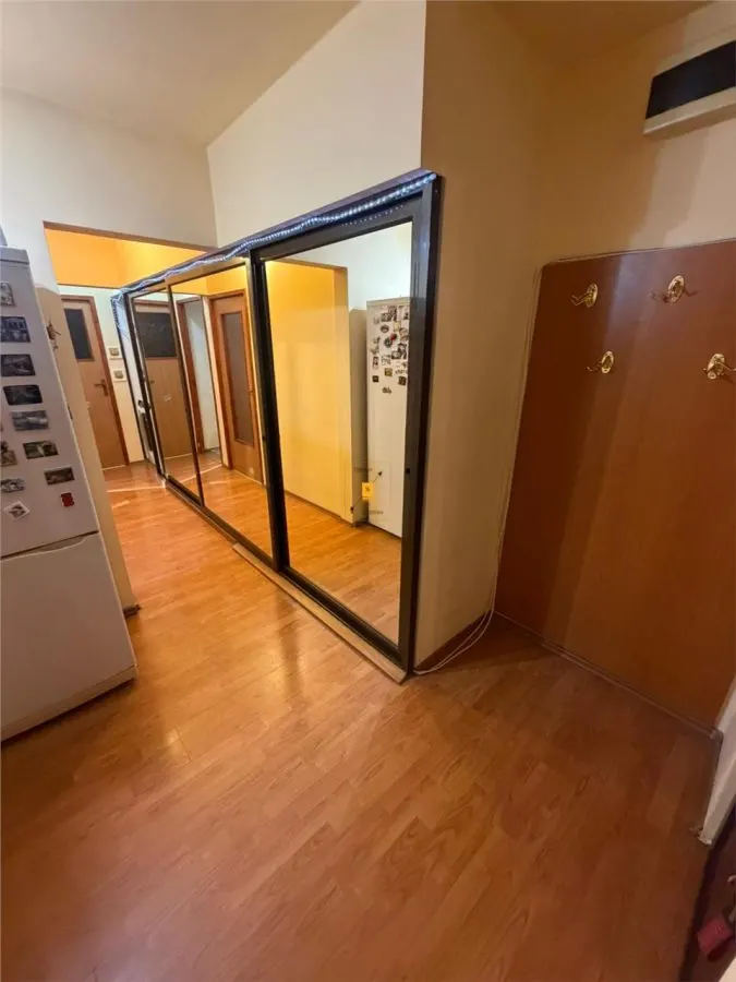 Apartament 3 camere zona 9 mai - foto 6