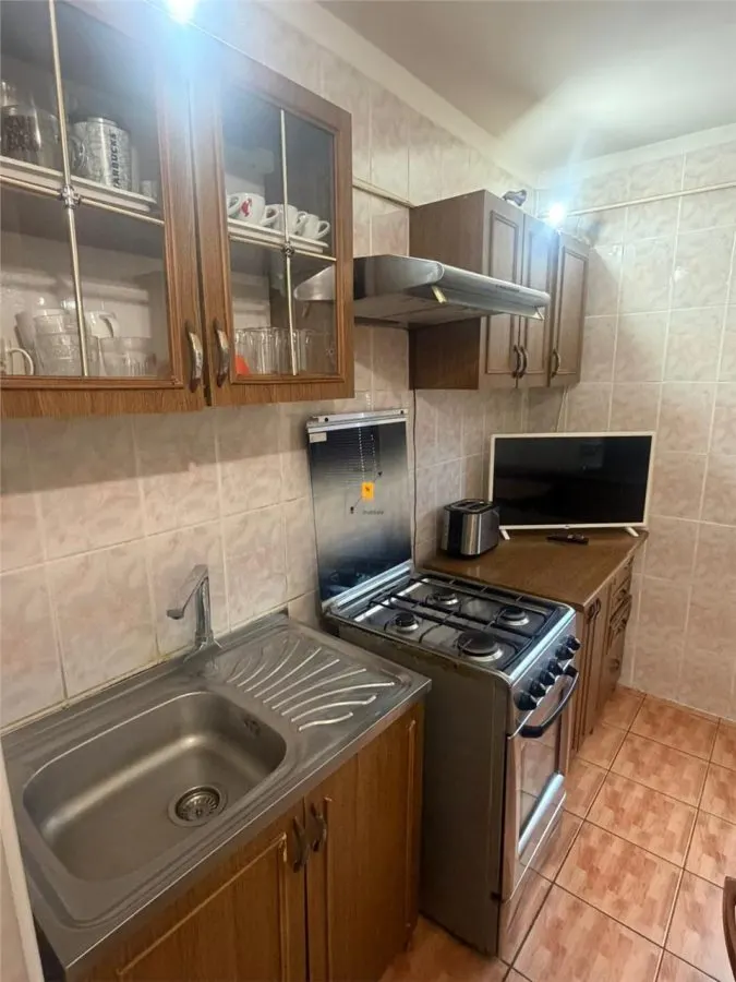 Apartament 3 camere zona 9 mai - foto 7