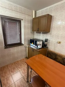 Apartament 3 camere zona 9 mai - foto 8