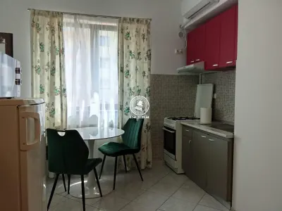 Apartament cu 2 camere de vanzare, Centru - foto 2