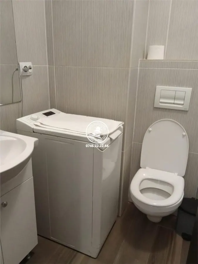 Apartament cu 2 camere de vanzare, Centru - foto 5