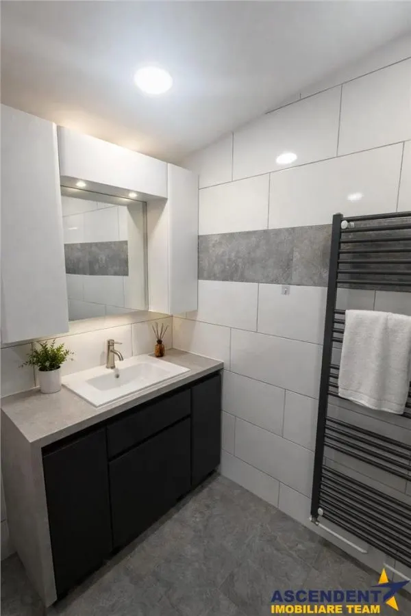 Casa renovata, + 1.000mp teren, areal linistit, Remetea, Targu Mures - foto 4