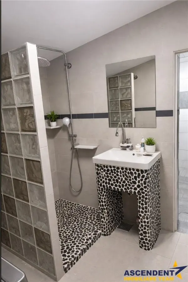 Casa renovata, + 1.000mp teren, areal linistit, Remetea, Targu Mures - foto 6