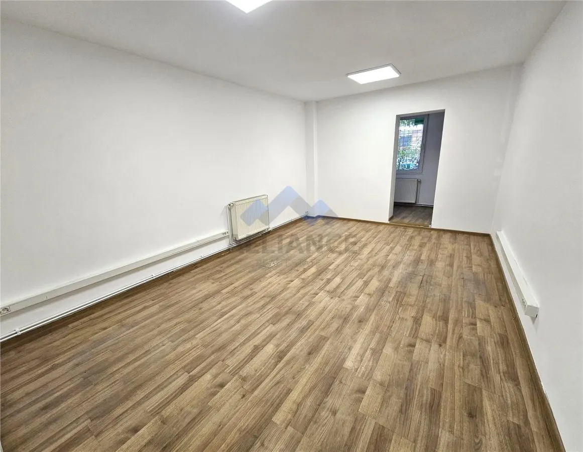 Zona Billa-str. Strapungerii Silvestru, spatiu birouri - foto 6