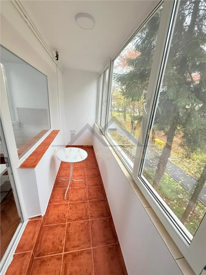 Apartament 3 camere, et.1, 65 mp+centrala - Zona Circumvalatiunii - foto 4