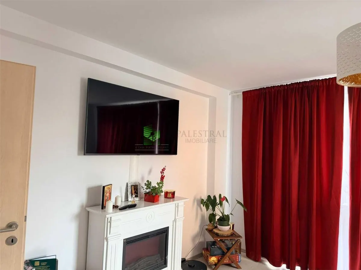 Apartament modern 3 camere, Tractorul Casa Nobel,mobilat,parcare,182000 Euro - foto 2